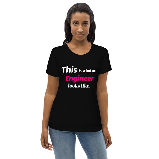 À quoi ressemble un ingénieur T-shirt écologique ajusté pour femmes